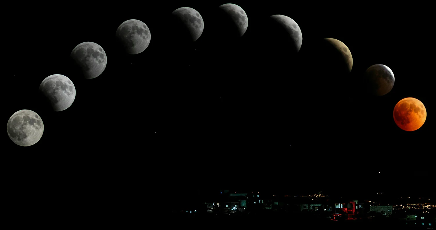 Ogni parte del ciclo della luna ha significato. Ogni fase lunare ha potere. E ogni mese è una possibilità di ricominciare.