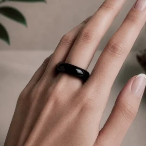 Anello di protezione in ossidiana nera